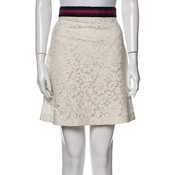 Gucci lace MINI SKIRToff white
